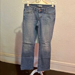 Levi's Classic Blue Straight Leg Jeans for Women